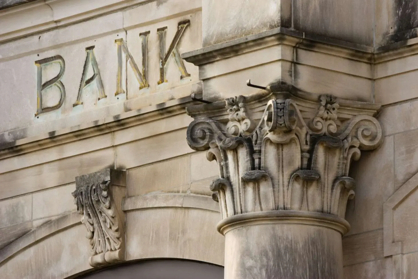 How U.S. Banking Policies Shape Investment Strategies how-us-banking.jpg